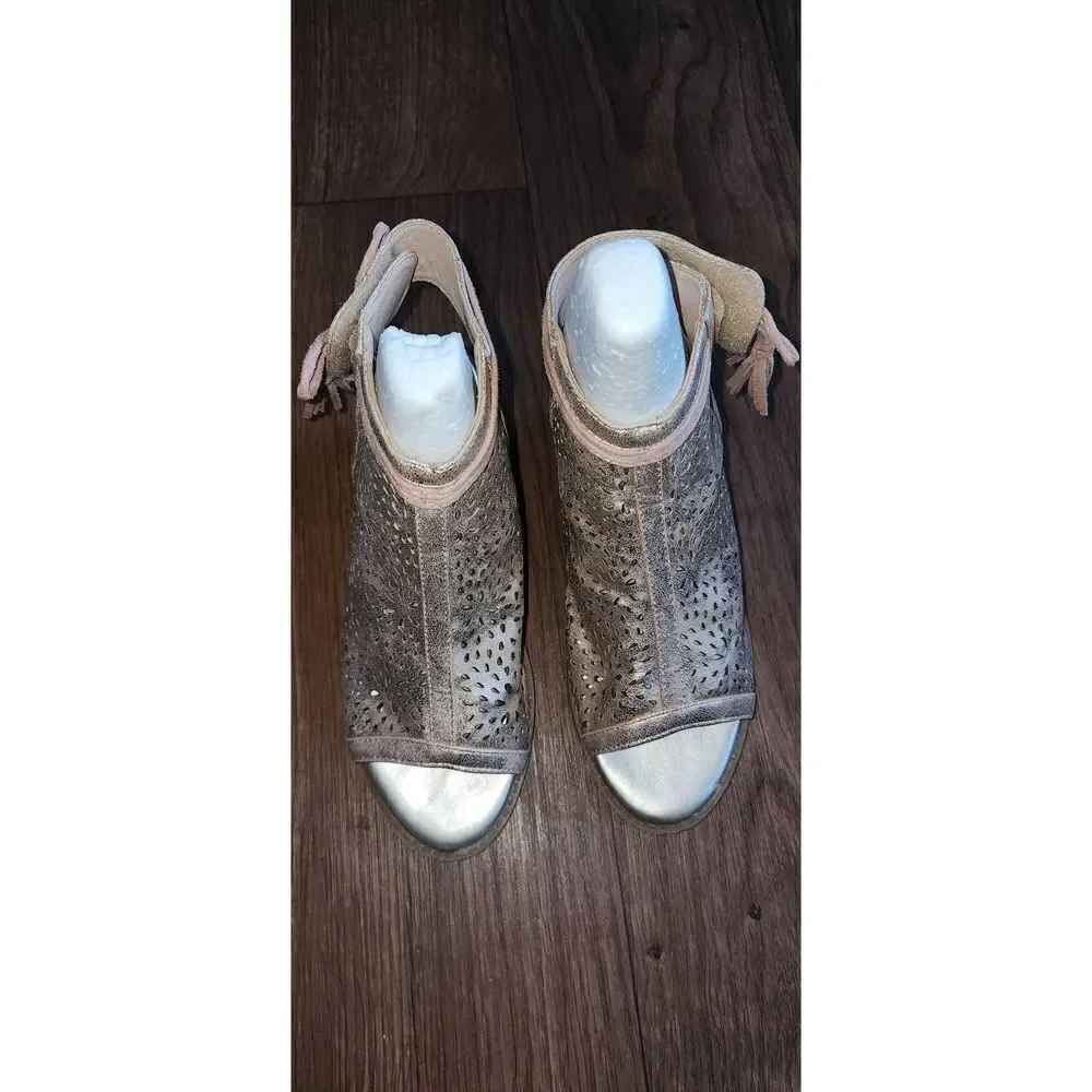 Mia Girls Chopout Shoes